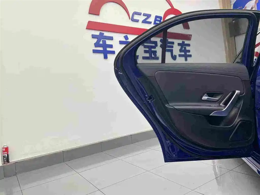 Mercedes-Benz A-Class 2021 A 200 L Sport Sedan Dynamic Type фото 22