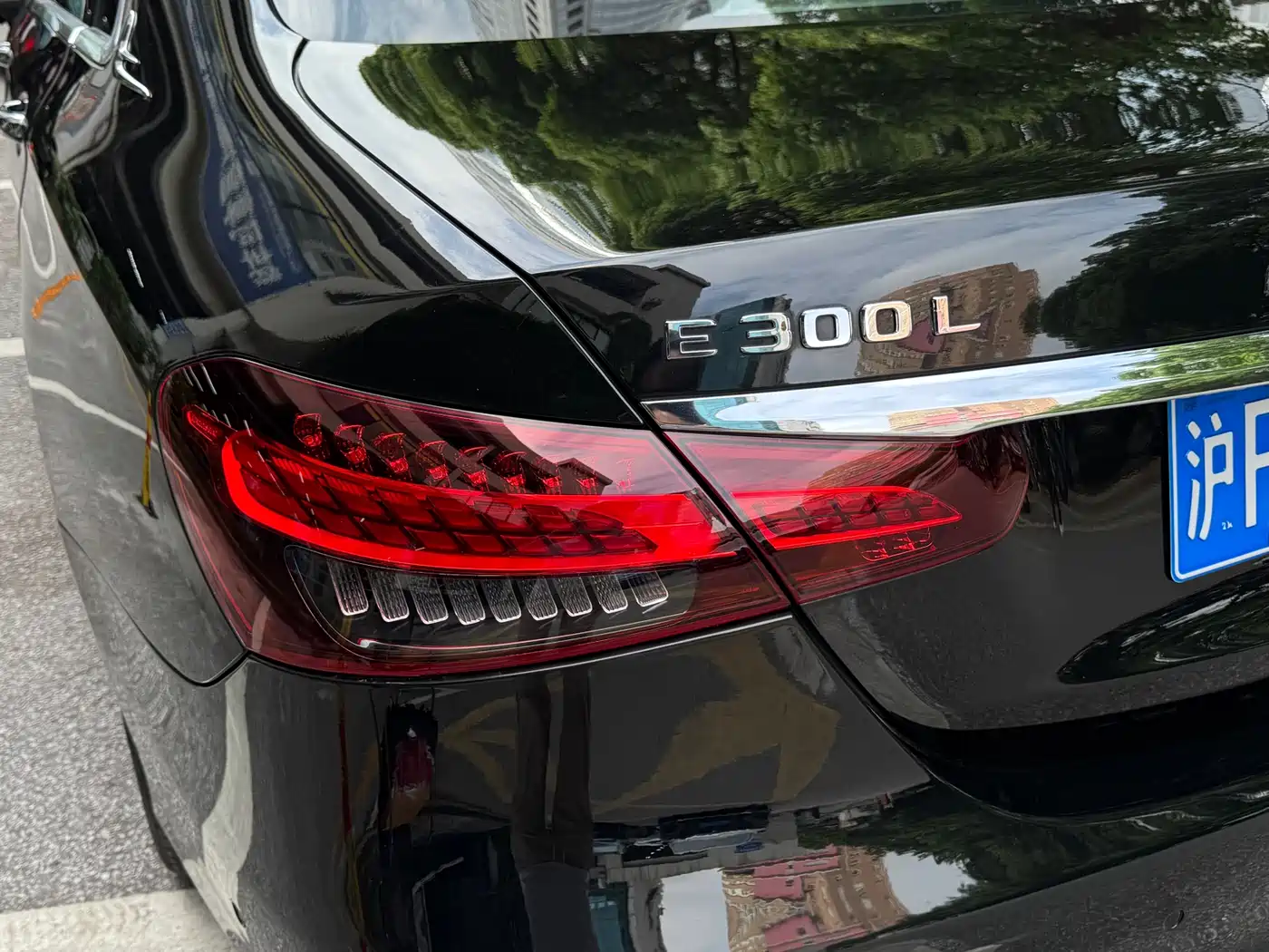 Mercedes-Benz E-Class 2021 E 300 L Sport Fashion фото 9