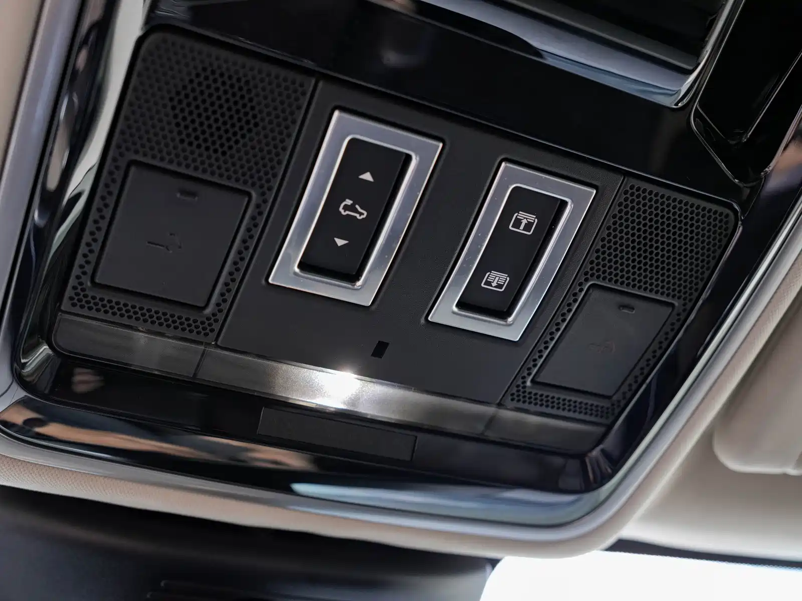 Фото 41 - Land Rover Range Rover