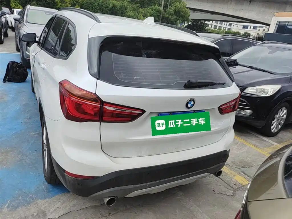 BMW X1 2018 sDrive18Li Fashion Model фото 6