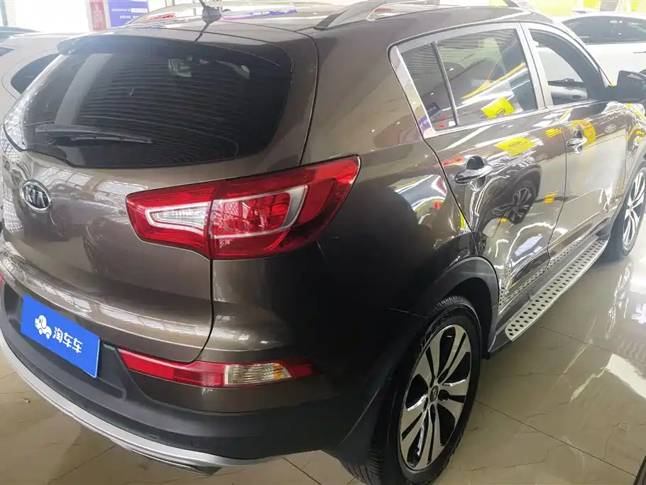 Kia Sportage 2014 2.0L Automatic 2WD DLX фото 3