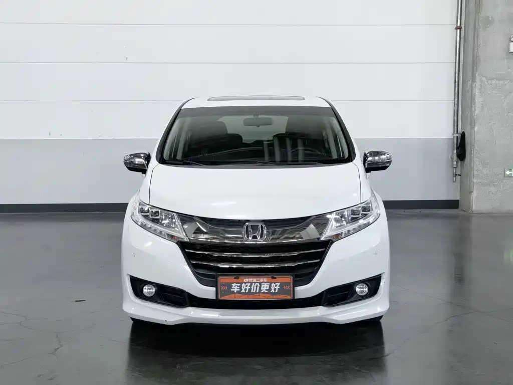 Фото 3 - Honda Odyssey