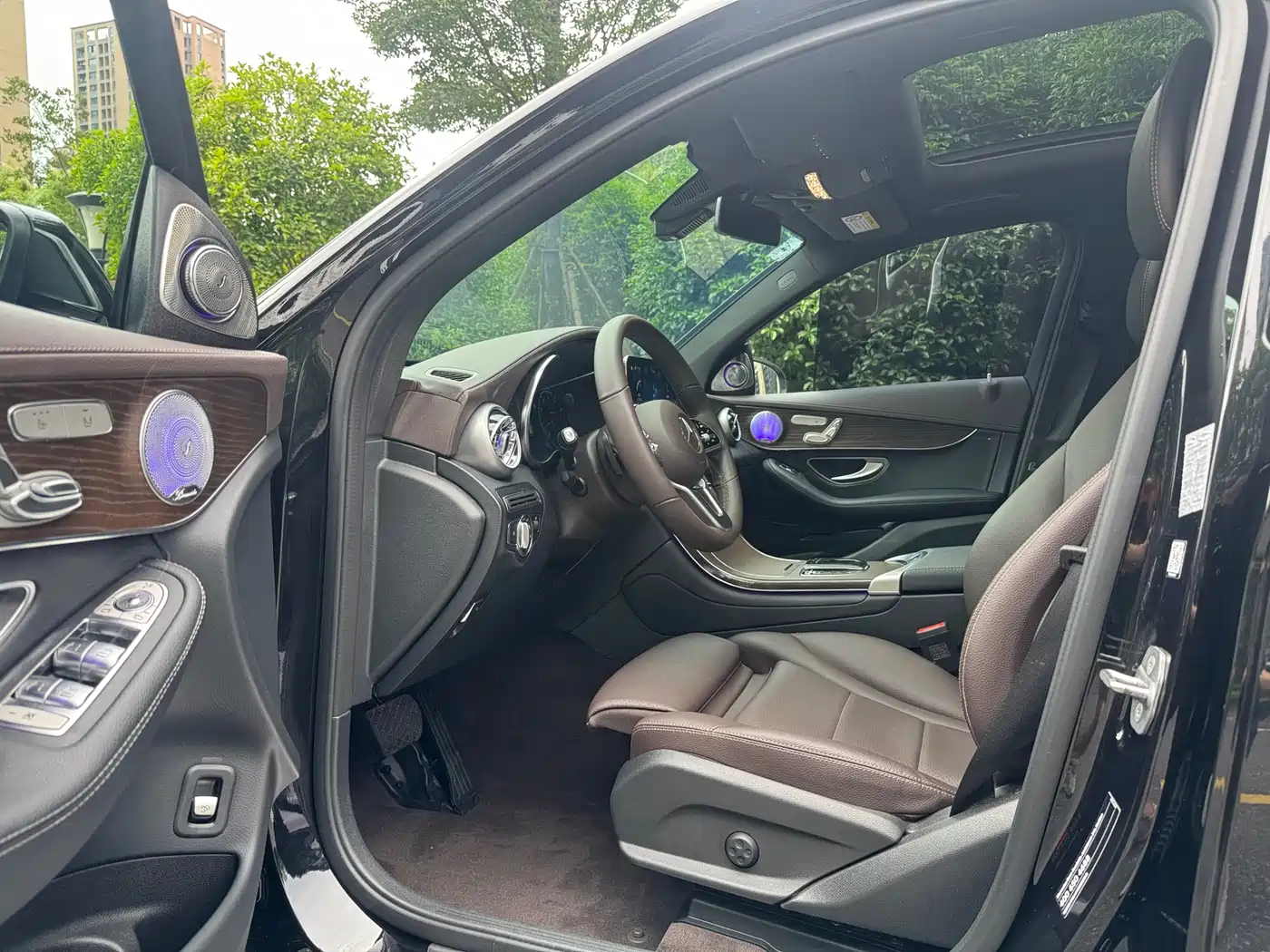 Mercedes-Benz GLC 2022 Facelift GLC 300 L 4MATIC Dynamic Collector's Edition фото 8