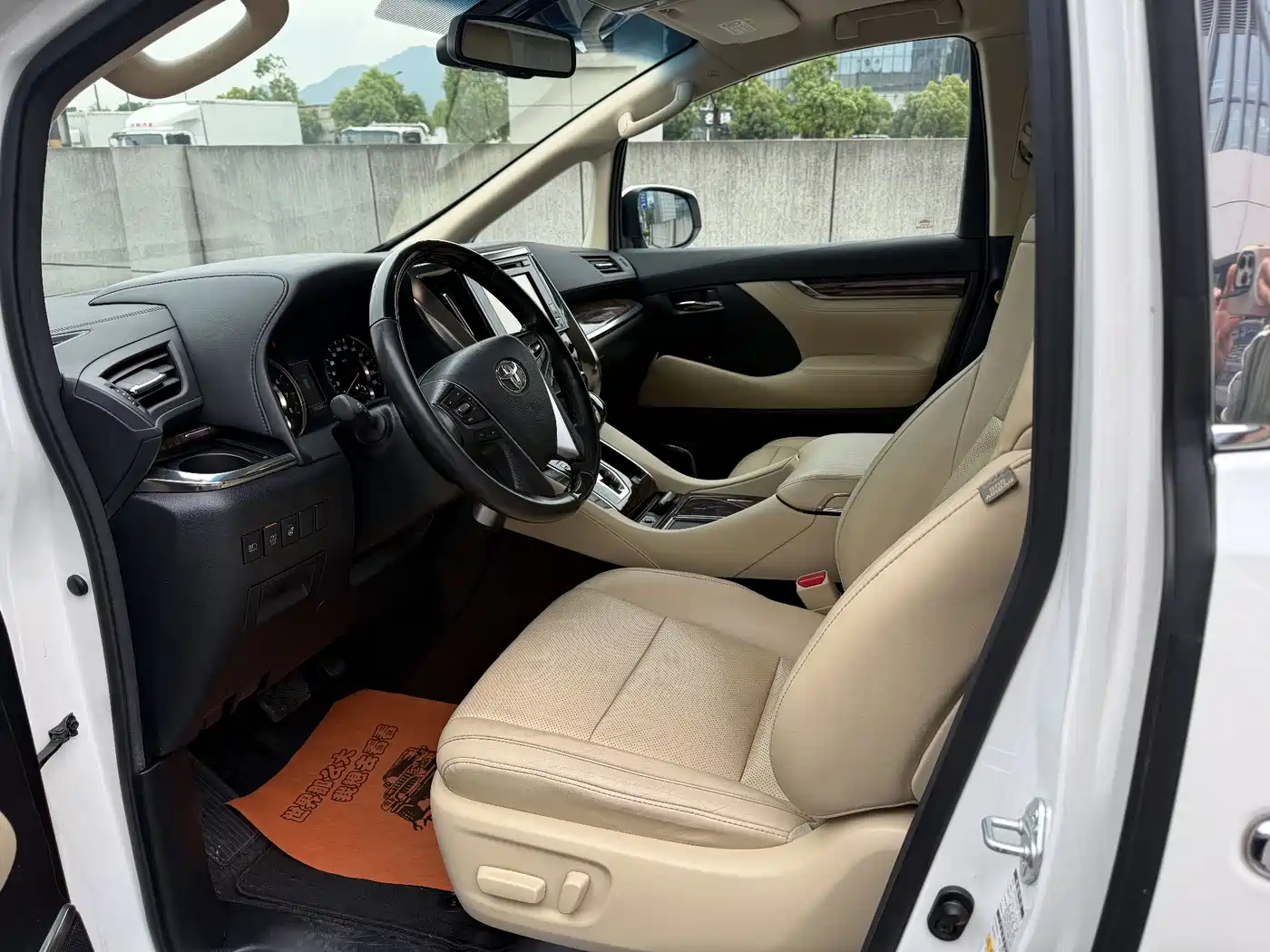 Toyota Alphard 2018 Facelift 3.5L Luxury Edition фото 8