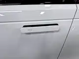 Фото 9 - Land Rover Range Rover Velar