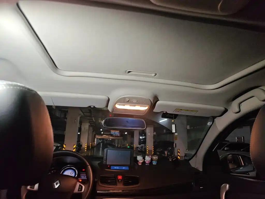 Renault Fluence 2015 2015 2.0L Fashion Edition