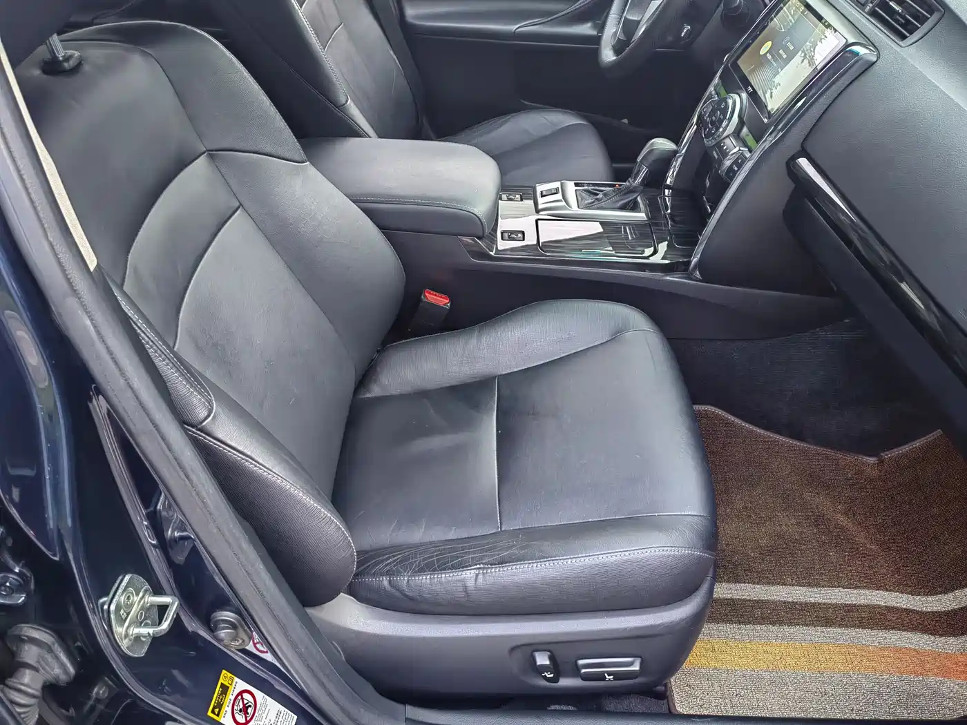 Toyota Reiz 2012 2.5V Grace Elite Styling Edition фото 7