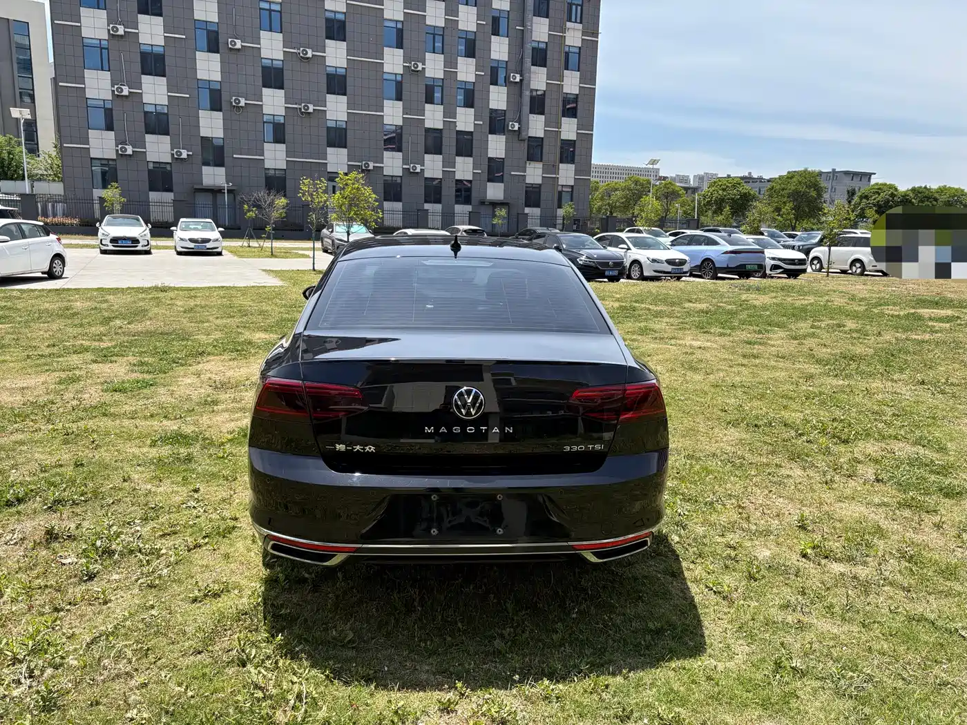 Volkswagen Magotan 2020 330TSI DSG Luxury фото 8