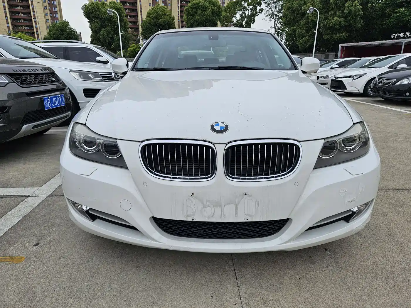 BMW 3 Series 2011 325i Luxury фото 2