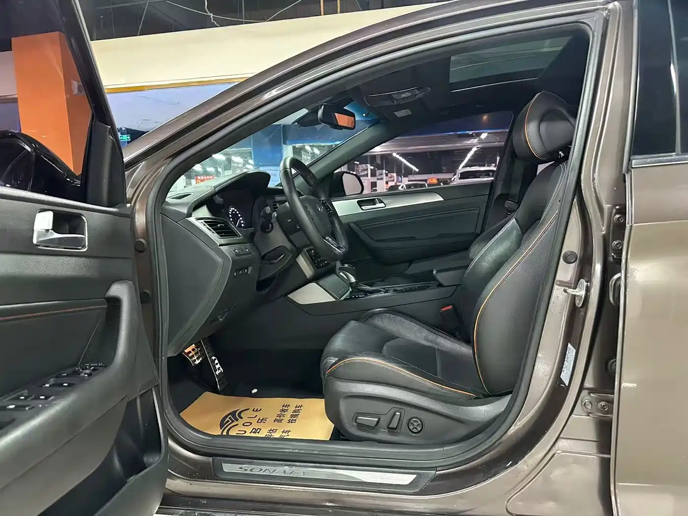 Hyundai Sonata 2015 1.6T DLX Premium фото 5