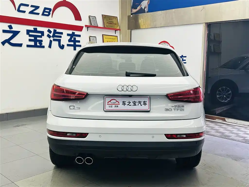 Audi Q3 2018 30th Anniversary Edition 30 TFSI Standard фото 6