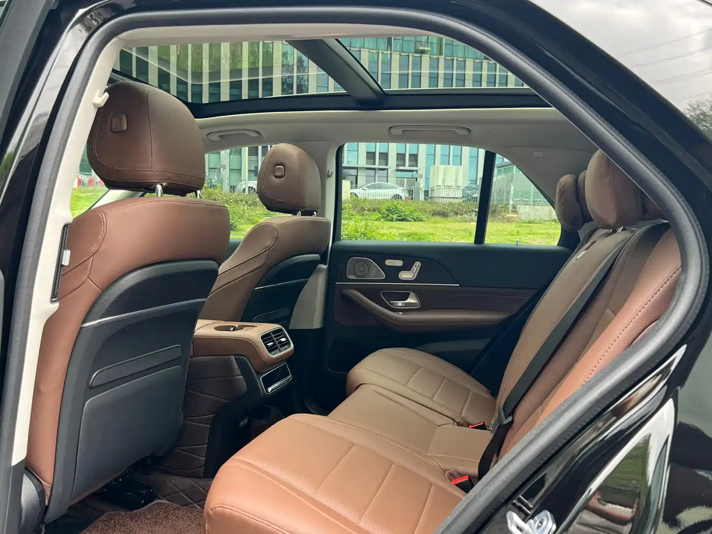Mercedes-Benz GLE 2024 GLE 450 4MATIC Luxury фото 10
