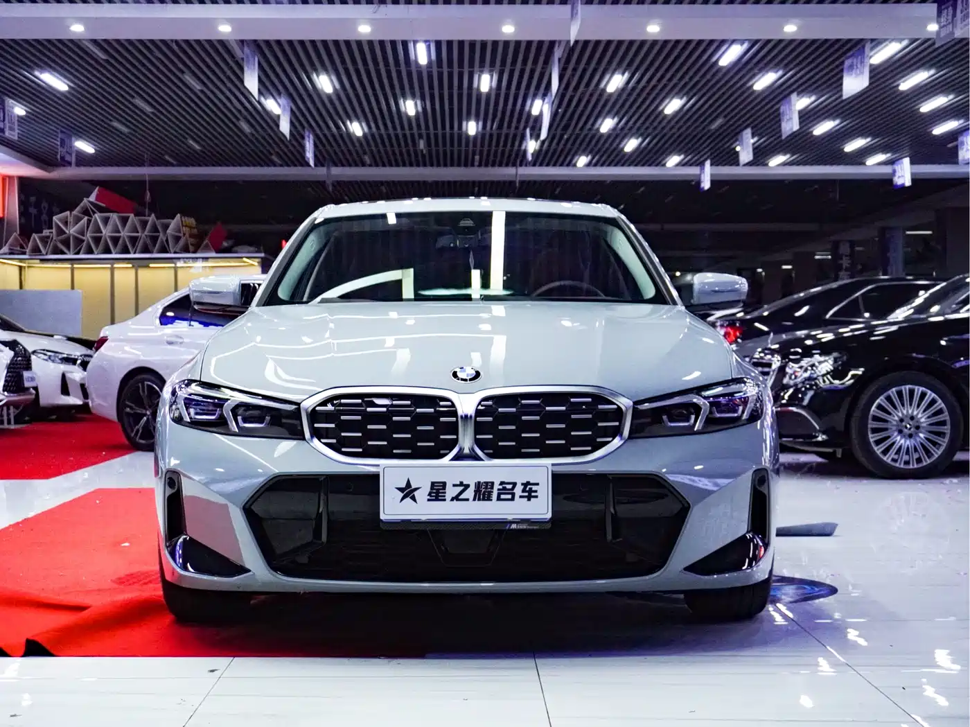 BMW 3 Series 2024 325i M Sport Package фото 2