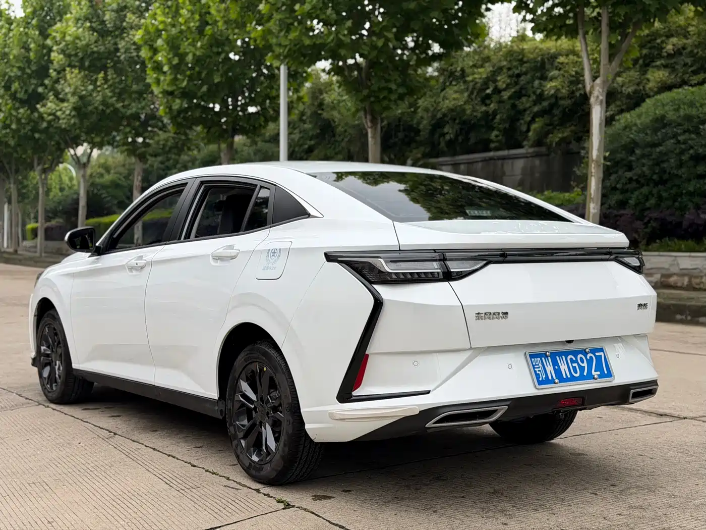 Dongfeng Aeolus Yixuan 2026 2025 1.5L Auto Luxury