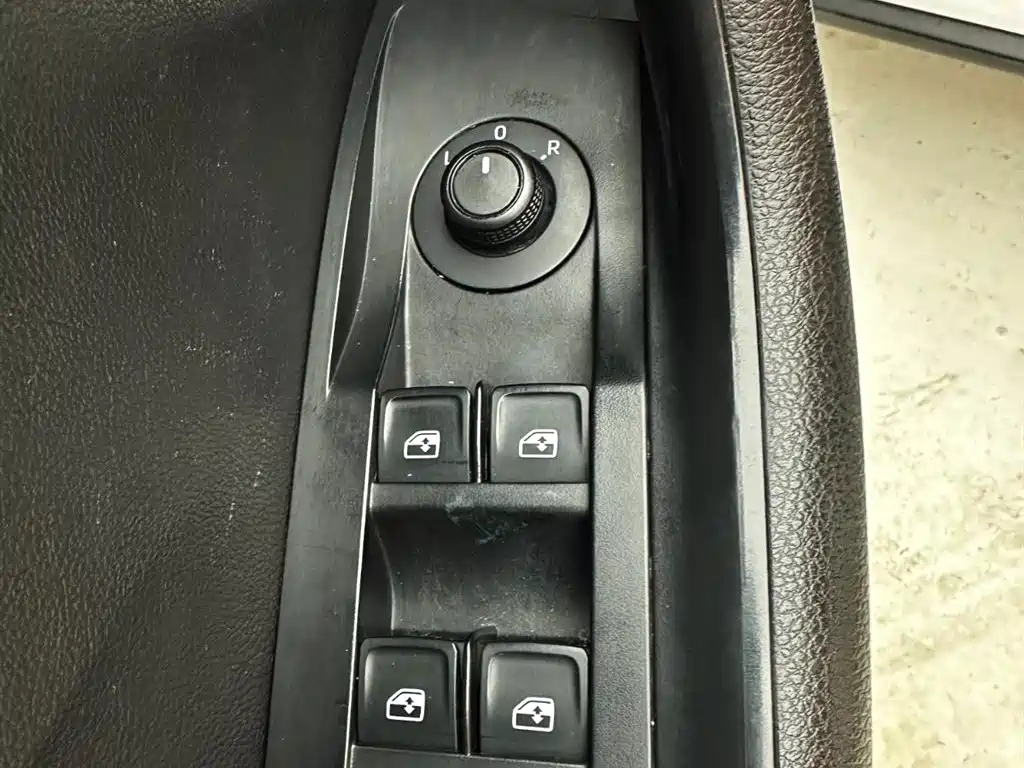 Škoda Kamiq 2022 1.5L Automatic Comfort Edition фото 16