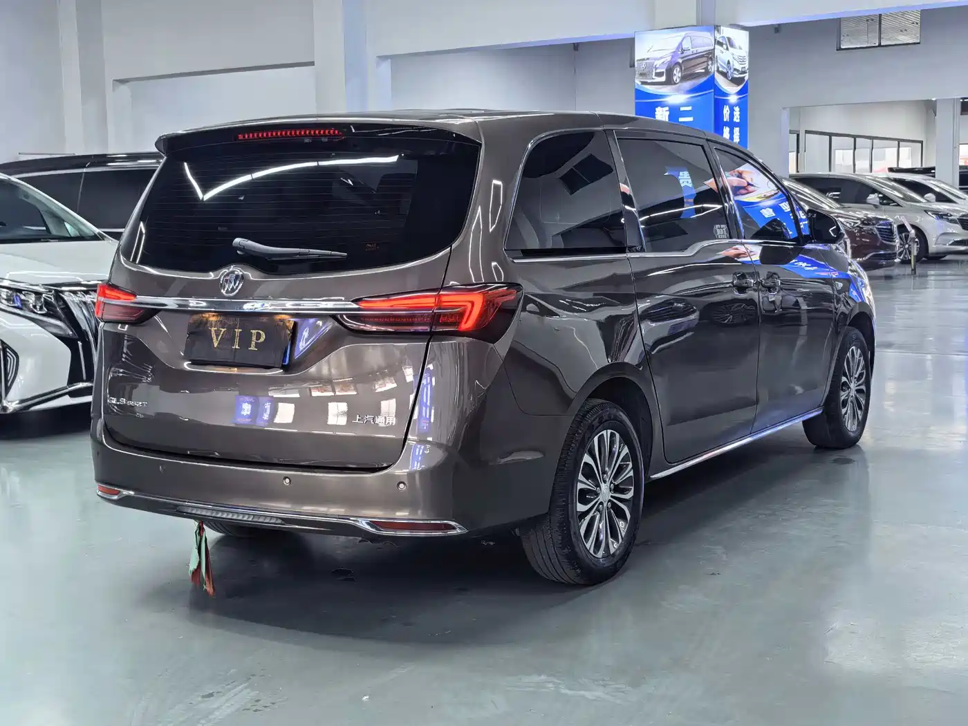 BUICK GL8