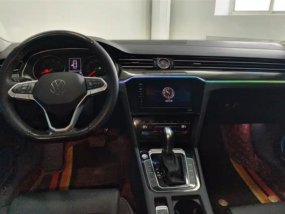 Volkswagen Magotan 2020 330TSI DSG Leading фото 12