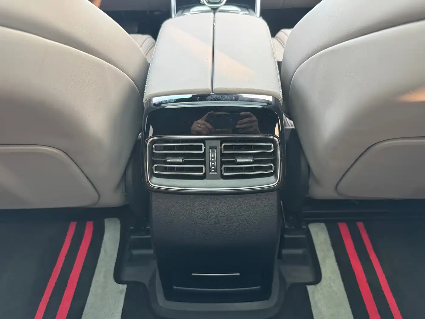 BYD Tang New Energy 2025 Smart Driving Edition DM-i 115KM Flagship фото 16