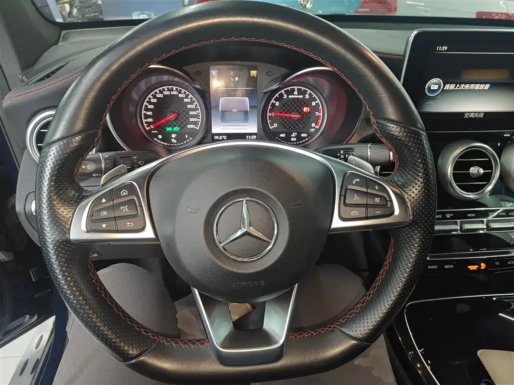 Mercedes-Benz GLC AMG 2017 AMG GLC 43 4MATIC фото 7