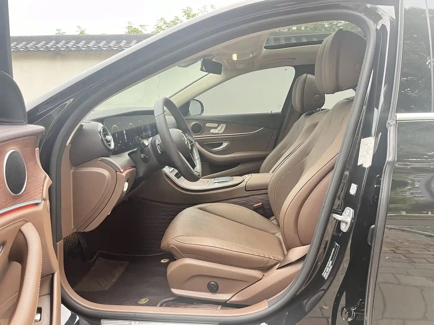 Mercedes-Benz E-Class 2023 E 300 L Fashion фото 11