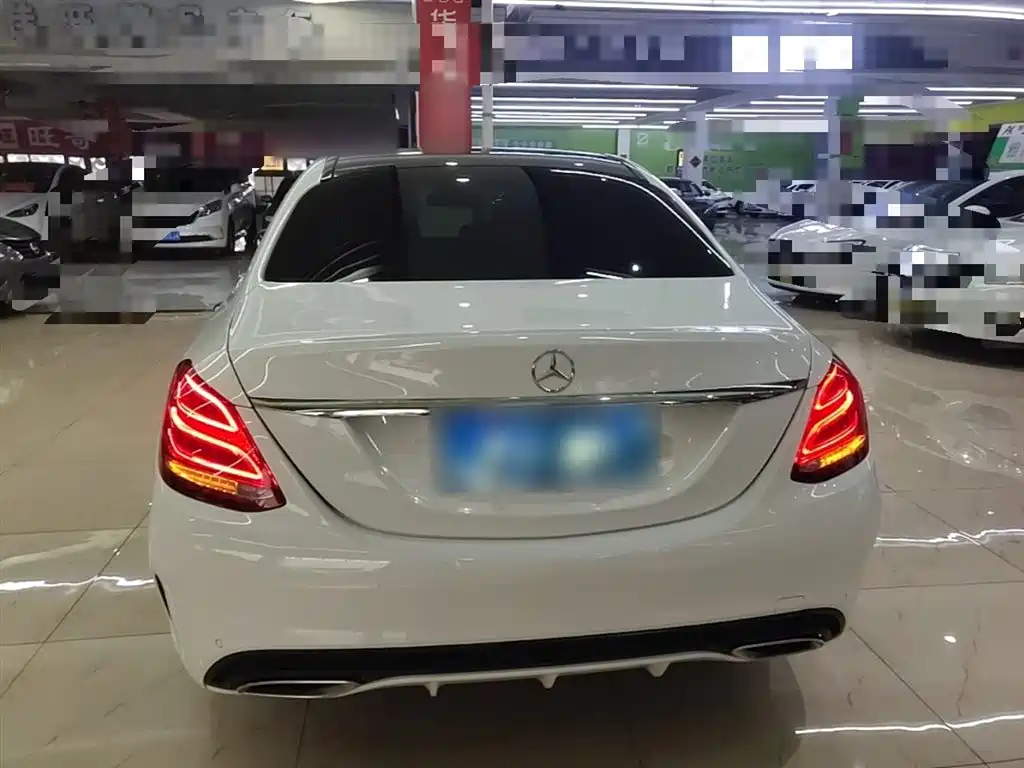 Mercedes-Benz C-Class 2017 C 200 L Sport фото 6