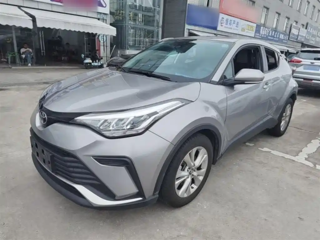 Toyota IZOA 2021 2.0L Yichi Edition фото 2