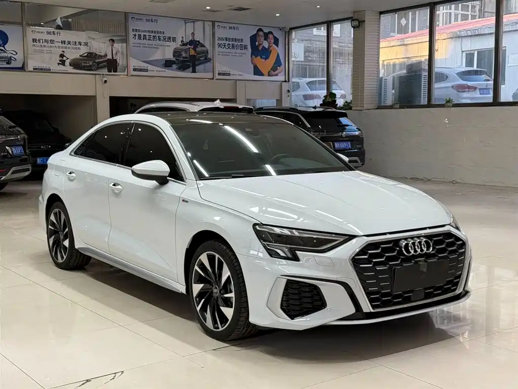 AUDI A3