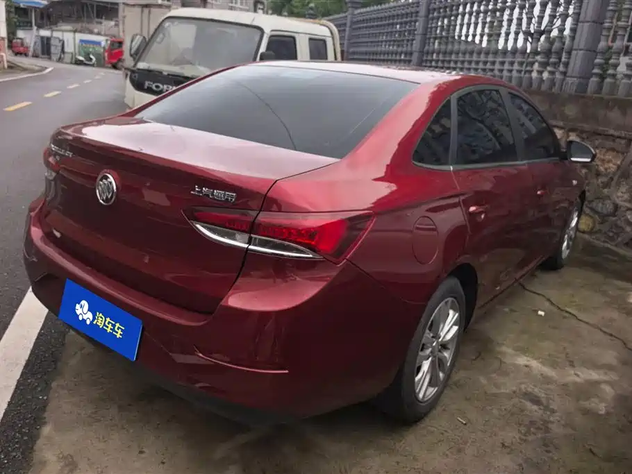 Buick Excelle 2021 Exemplar 1.5L Auto Elite фото 3