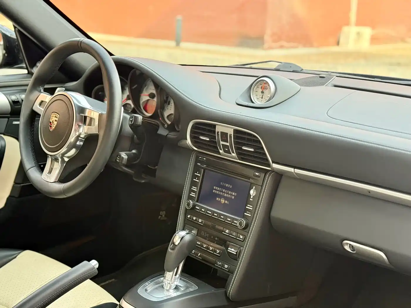 Porsche 911 2010 Turbo S 3.8T фото 14