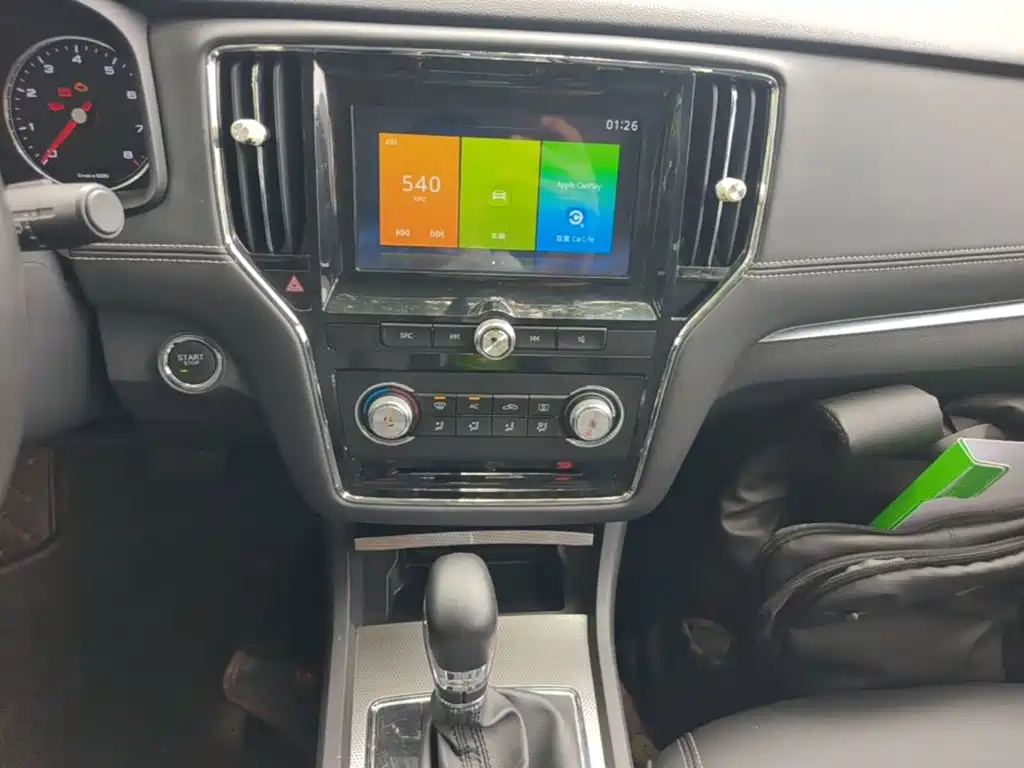 Roewe i6 2018 2018 20T Automatic Flagship Edition
