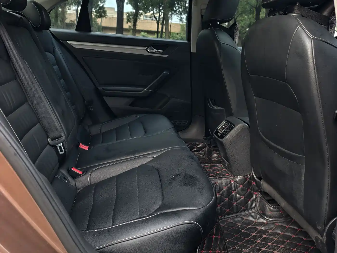 Volkswagen Lamando 2015 280TSI DSG Comfort фото 4