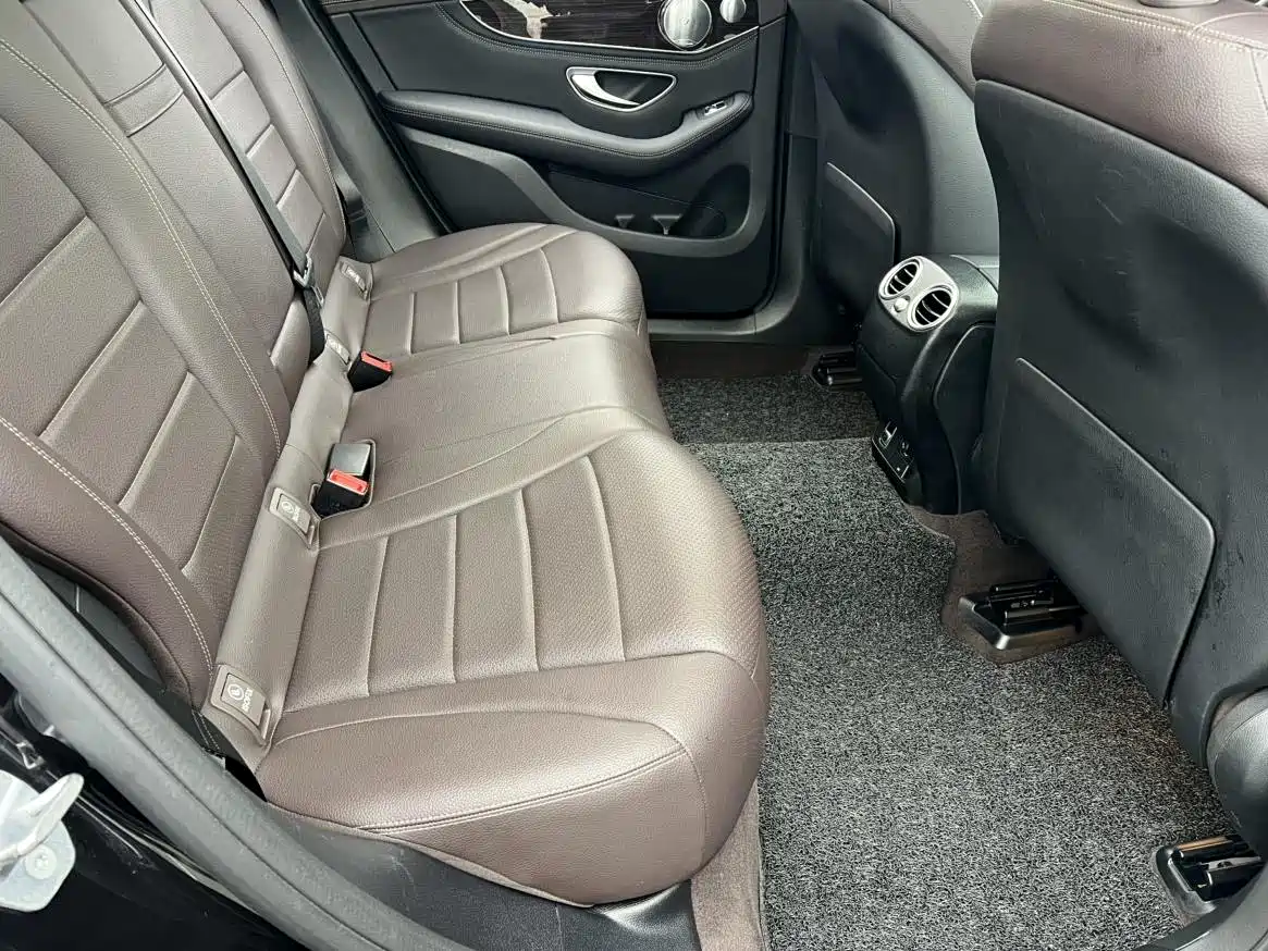 Mercedes-Benz GLC 2019 GLC 260 4MATIC Dynamic фото 11