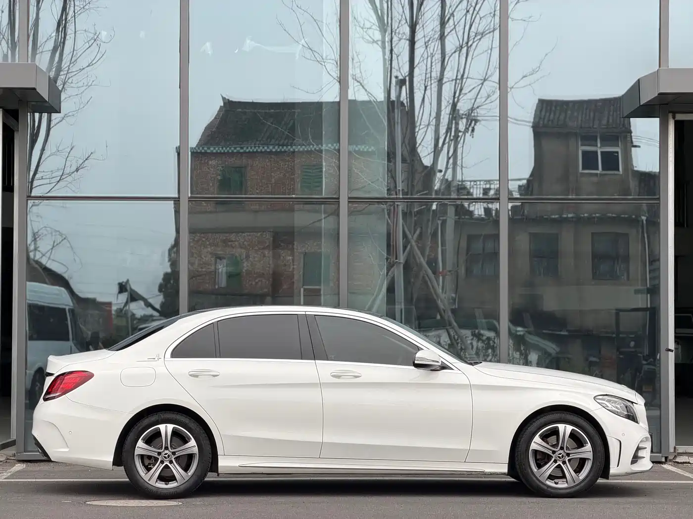 Mercedes-Benz C-Class 2021 C 260 L Sport Edition фото 3