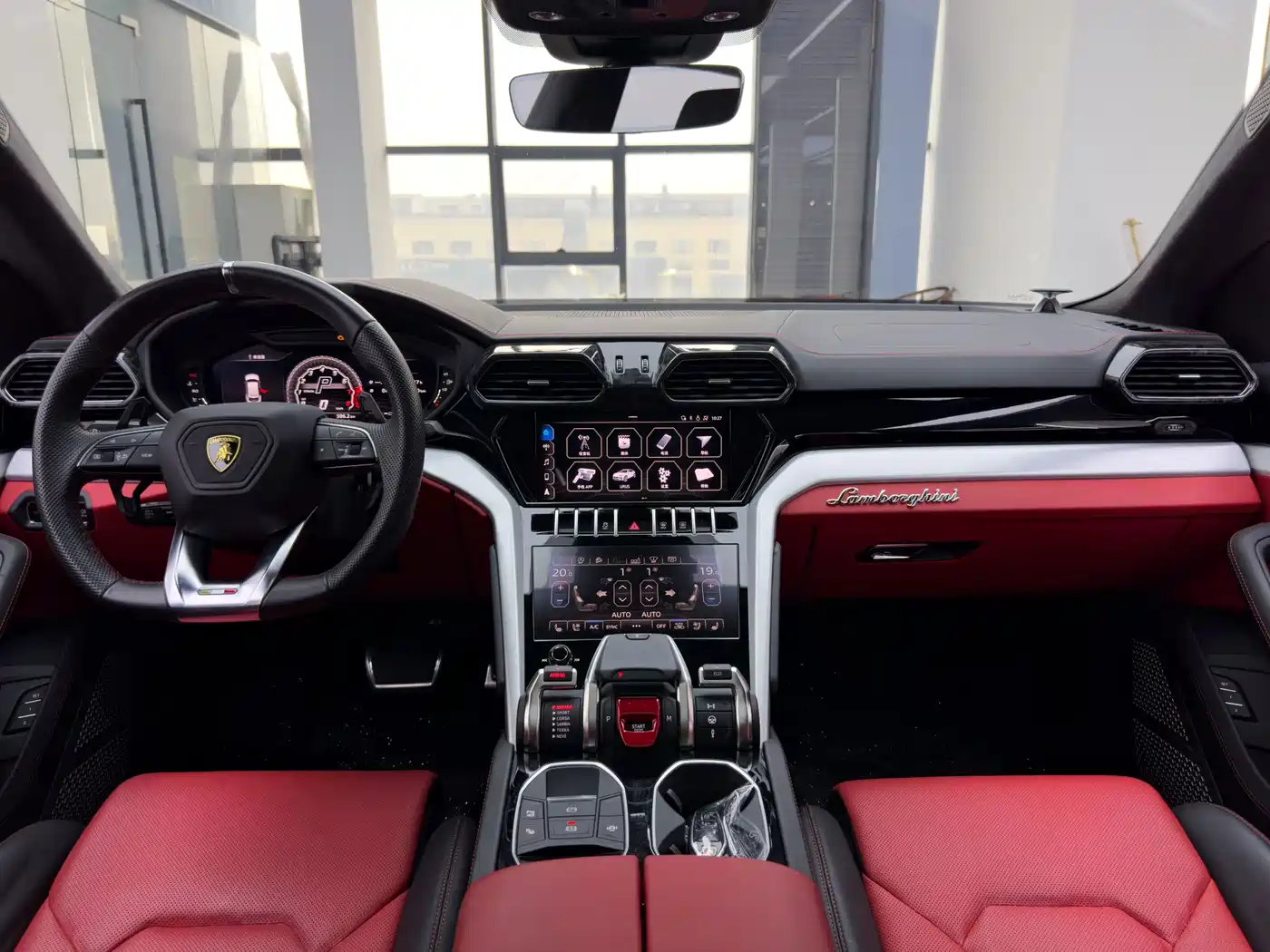Lamborghini Urus 2021 4.0T V8 фото 24
