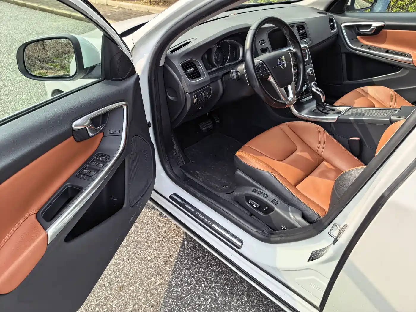 Фото 4 - Volvo V60