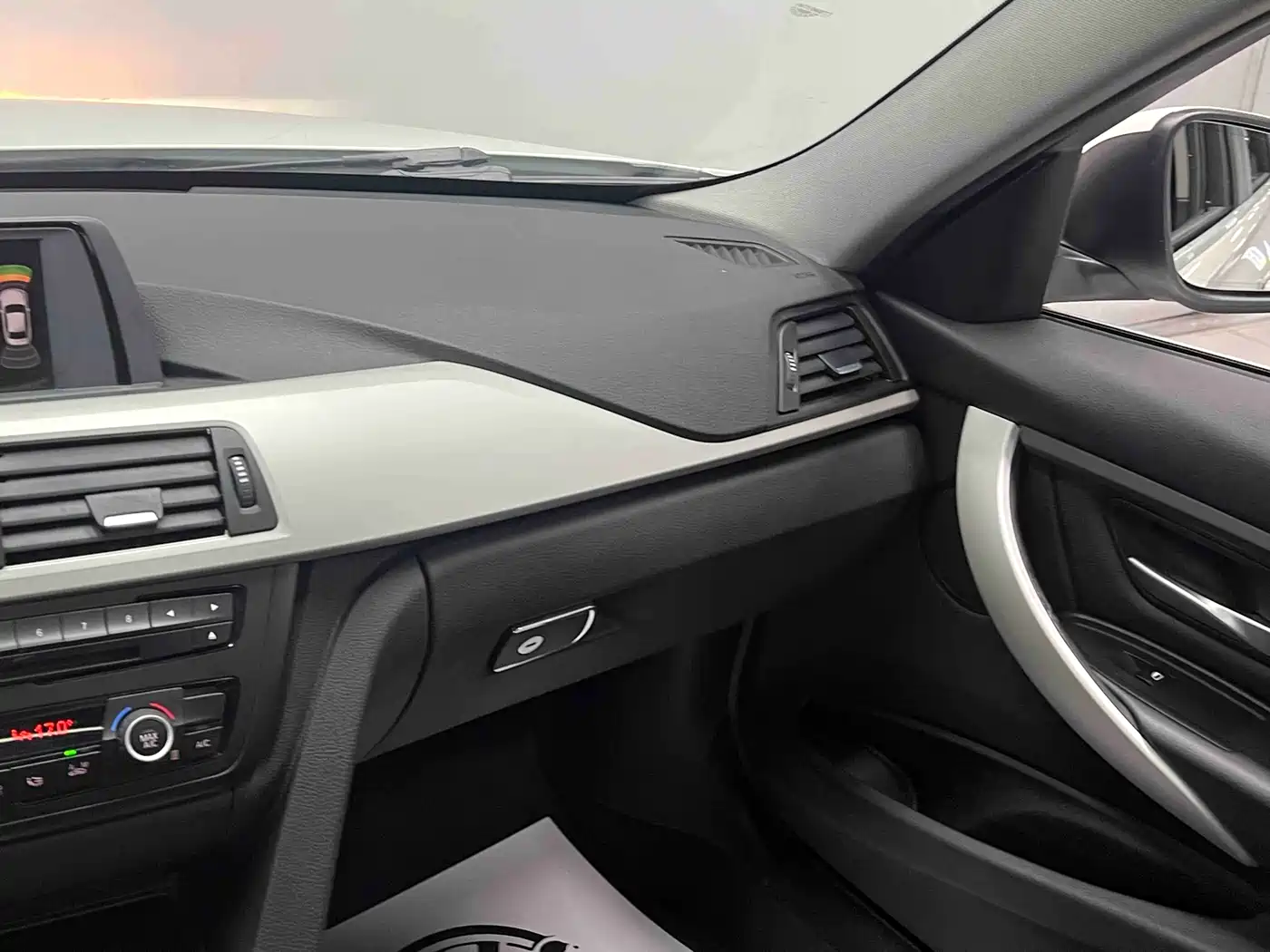 BMW 3 Series 2015 320Li Fashion фото 24