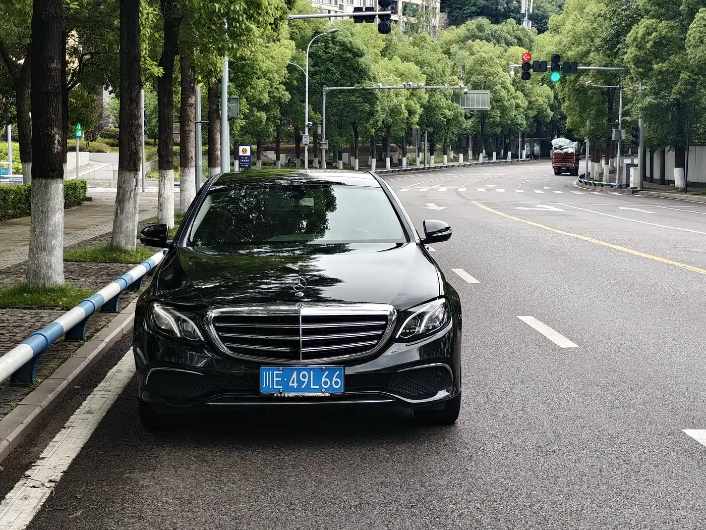 Mercedes-Benz E-Class 2020 Facelift E 260 L фото 2