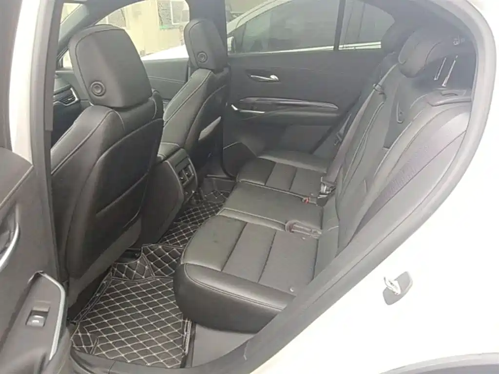 Cadillac XT4 2021 28T FWD Technology Edition фото 17