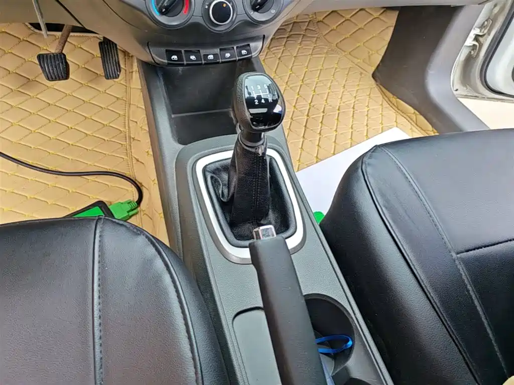 Chevrolet Sail 2018 Sail 3 1.3L Manual Comfort Sunroof фото 14