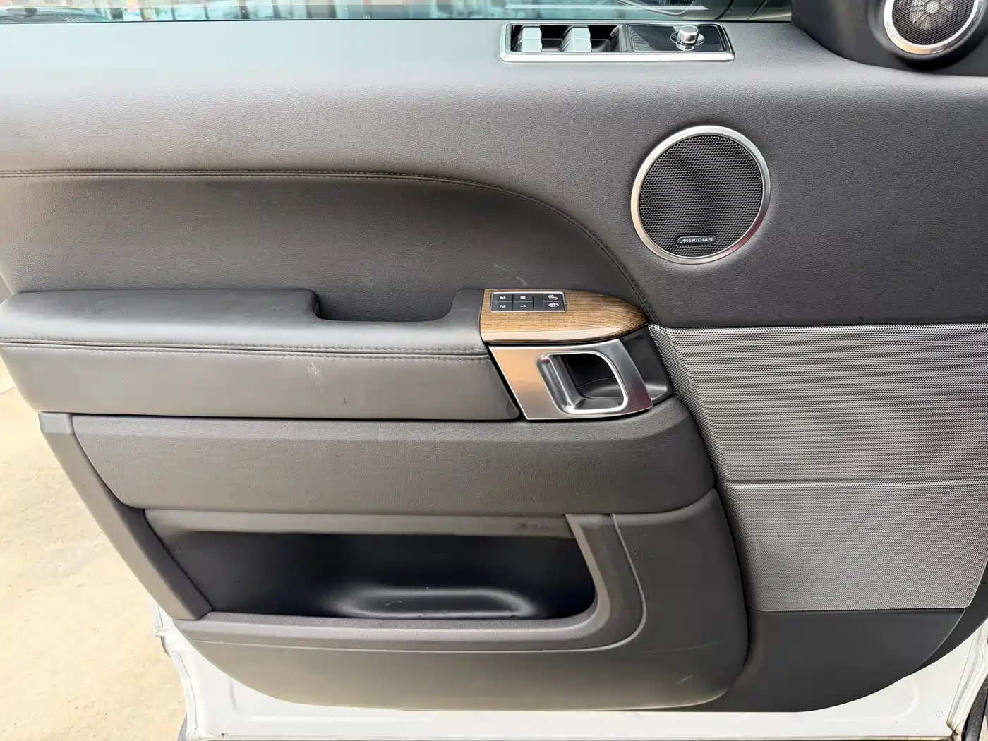 Land Rover Range Rover Sport PHEV 2018 Model P400e фото 7
