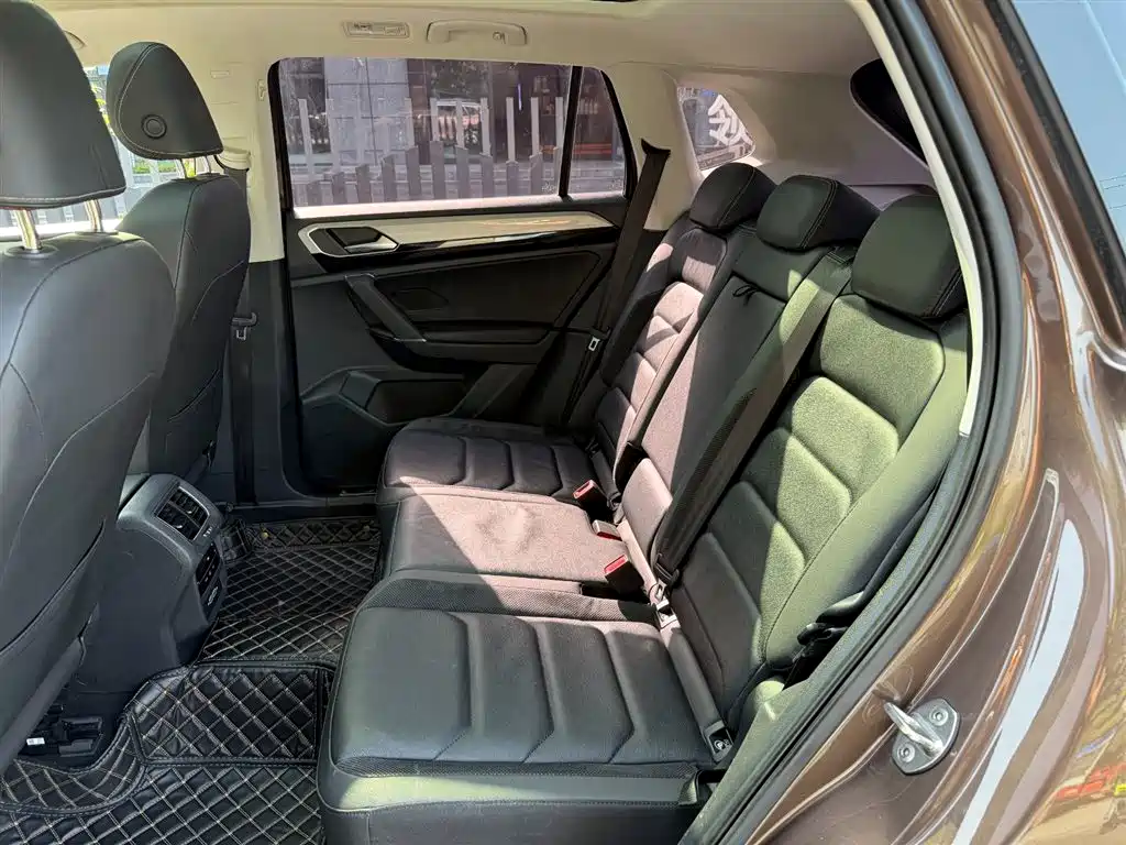 Volkswagen Tayron 2020 330TSI 2WD Luxury Smart Edition фото 10