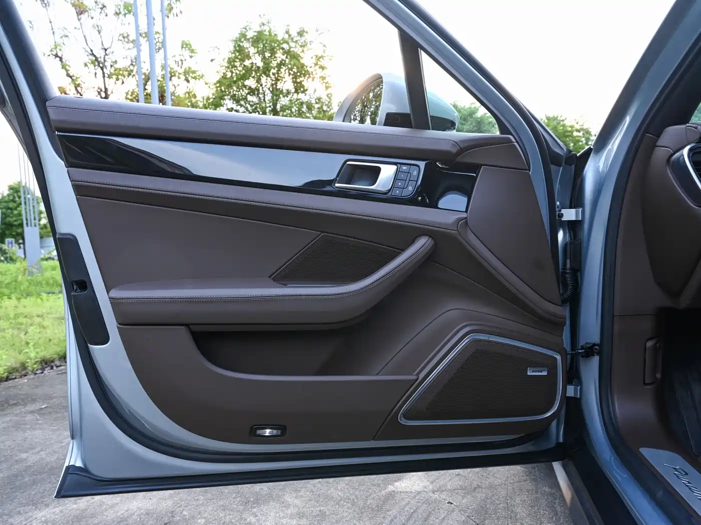 Фото 25 - Porsche Panamera