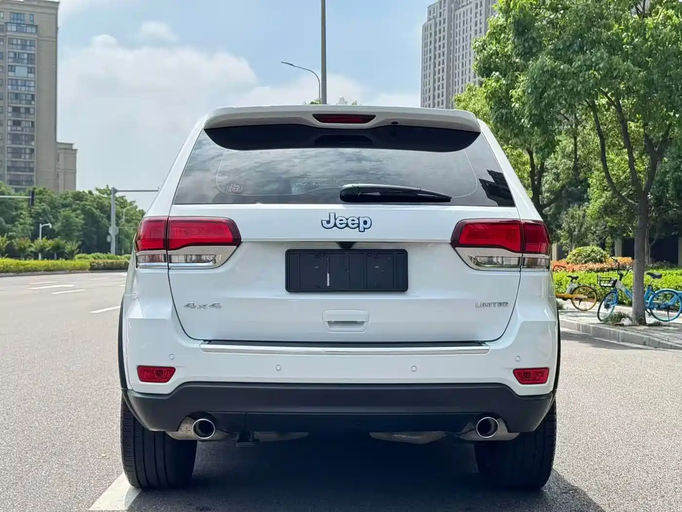JEEP GRAND CHEROKEE (IMPORTED)