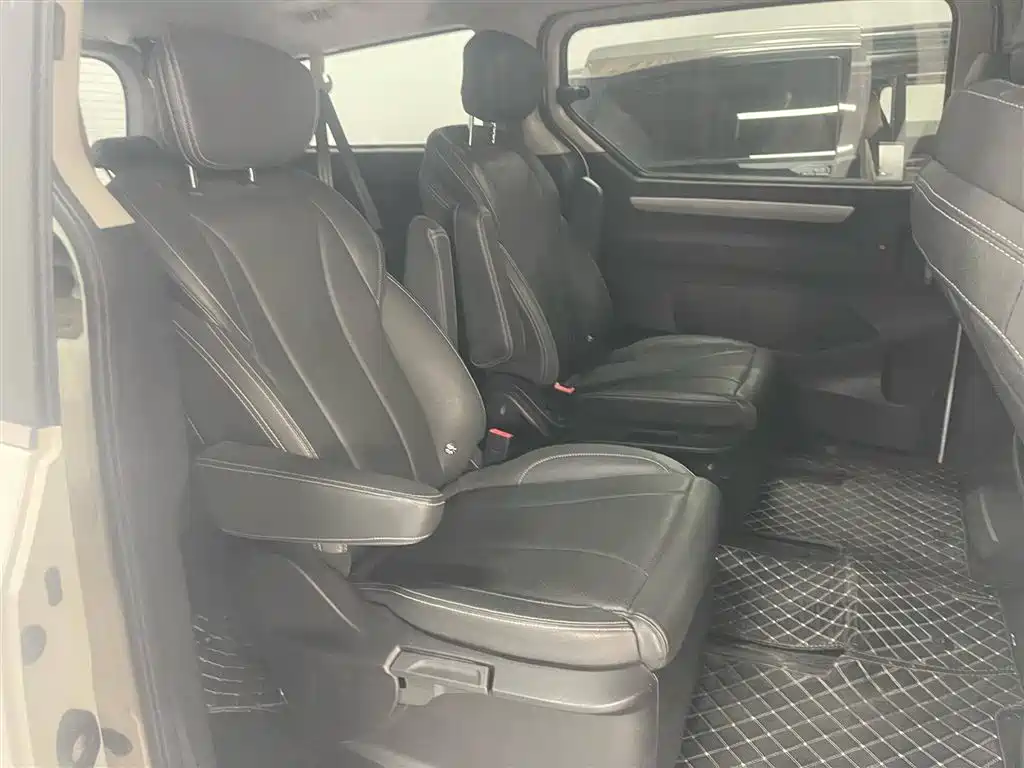 SAIC Maxus Maxus G20 2023 Facelift ES 2.0T Gasoline Automatic Value Edition фото 4