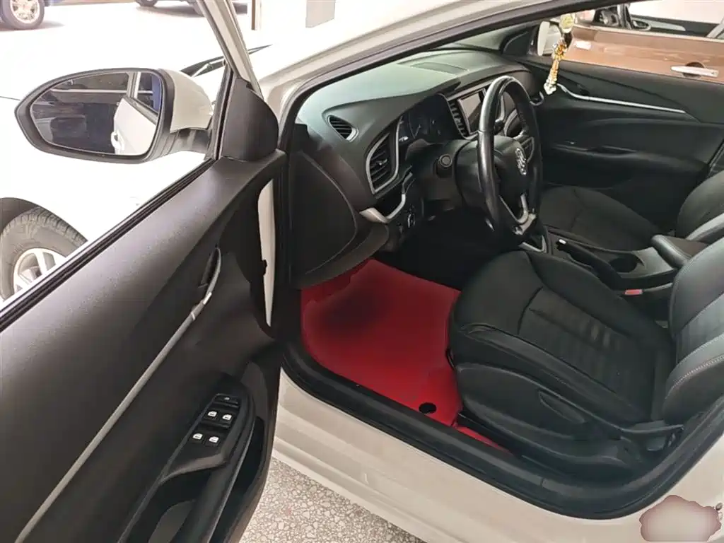 Buick Excelle 2019 18T Auto Connected Elite China VI фото 12