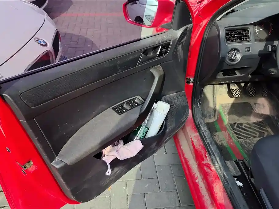 Škoda Skoda Rapid Spaceback 2014 1.6L Manual乐享版 фото 7