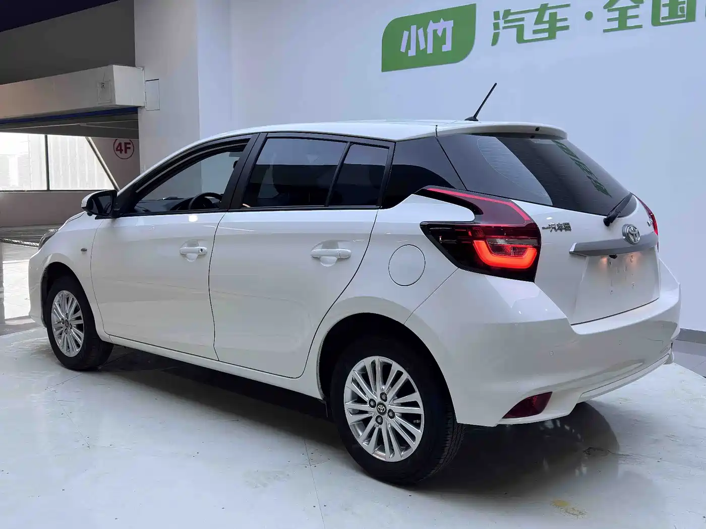 Toyota Vios FS 2022 1.5L CVT Sharp Speed CARE Edition фото 4