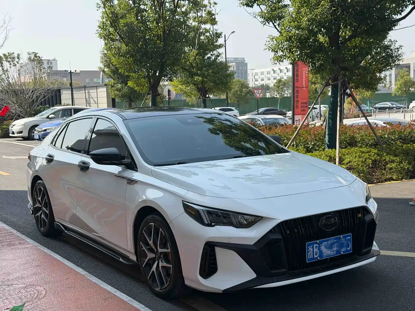GAC Trumpchi Trumpchi Emkoo 2021 270T DCT J15 Edition фото 3
