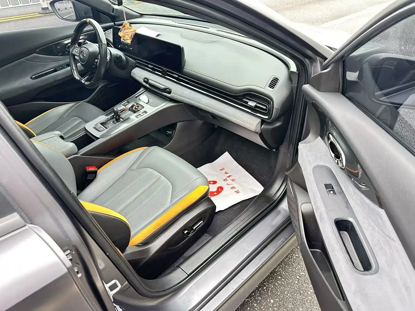 GAC Trumpchi Trumpchi Emkoo 2022 270T DCT J16 R-style Track Edition фото 6