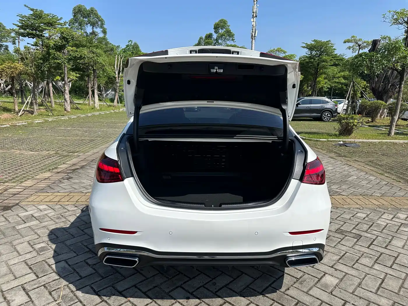 Mercedes-Benz C-Class 2025 C 260 L Sport Edition фото 17